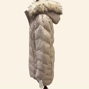 Calvin Klein Barley Puffer Jacket with Faux Fur Hood
size Medium   NWT